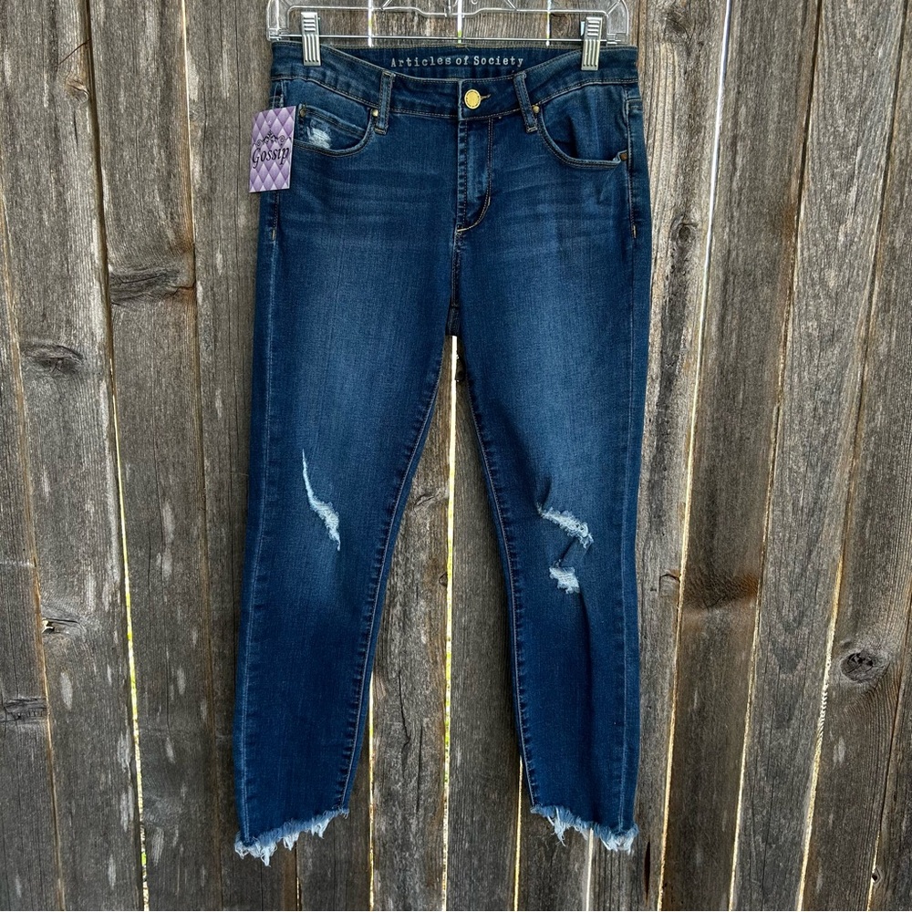 Articles of Society Distressed Blue Jeans size 27